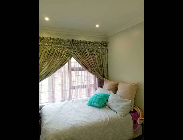 3 BEDROOM HOUSE FOR SALE IN NOORDRAND